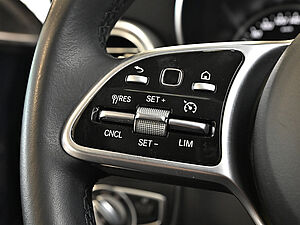 Mercedes-Benz GLC 300 de 4M 17 navigation