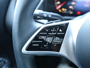 Mercedes-Benz GLA 220 d 4M Progressive Advanced 28 navigation
