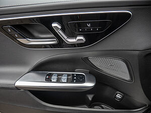 Mercedes-Benz C 200 d T AMG Sport Advanced Plus 18 navigation