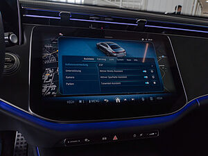 Mercedes-Benz E 220 d AMG Sport Advanced 29 navigation