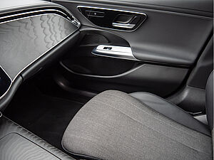 Mercedes-Benz E 200 4M Avantgarde Advanced 12 navigation