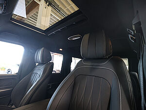 Mercedes-Benz G 450 G 450d AMG Line 33 navigation