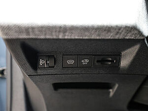 Peugeot 3008 Allure HYBRID 145 e-DSC6 29 navigation