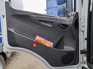 Mercedes-Benz Atego 1224 L Koffer 28 navigation