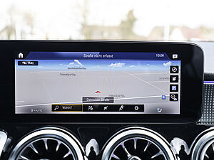 Mercedes-Benz EQB 250 Progressive 11 navigation