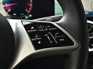 Mercedes-Benz GLB 180 Progressive Advanced Plus 18 navigation