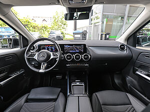 Mercedes-Benz B 220 4M Progressive Advanced 8 navigation