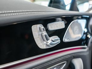 Mercedes-Benz AMG GT 53 4M+ V8 Styling AHK AHK Standhz. Abs 25 navigation