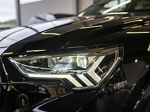Audi Q3 S line 35 TFSI S tronic 30 navigation