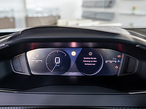 Peugeot 2008 Allure PureTech 100 13 navigation