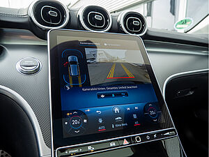 Mercedes-Benz C 200 T d AMG Line 11 navigation