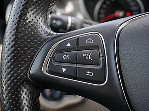 Mercedes-Benz V 300 d 4M Exclusive Edition Lang AMG 37 navigation