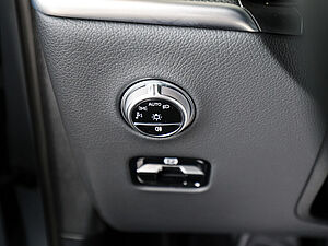Mercedes-Benz GLC 200 4M Coupé Avantgarde Advanced Plus 27 navigation