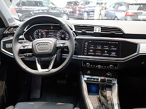 Audi Q3 advanced 35 TFSI 8 navigation