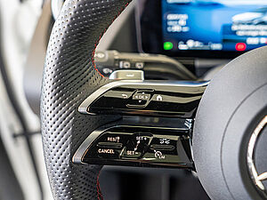 Mercedes-Benz GLA 200 AMG Sport Premium 16 navigation