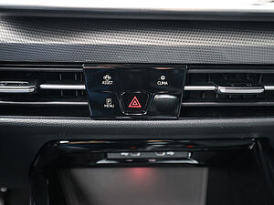 Volkswagen Golf VIII Style 1,5 l TSI 16 navigation
