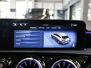 Mercedes-Benz CLA 200 SB AMG Sport Edition 12 navigation