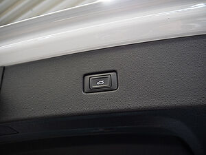 Audi Q8 50 TDI quattro S line 35 navigation
