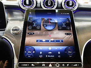 Mercedes-Benz GLC 220 d 4M Edition AMG Line 14 navigation