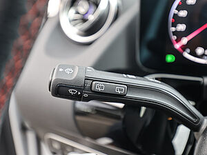 Mercedes-Benz B 220 d AMG 28 navigation