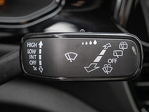 Volkswagen T-Roc Style 2.0 l TDI 150 PS DSG 17 navigation