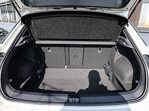 Volkswagen T-Roc R-Line 1.0 TSI 30 navigation