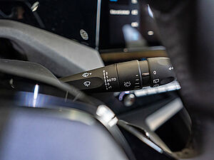 Peugeot 308 SW Allure BlueHDi 130 EAT8 16 navigation