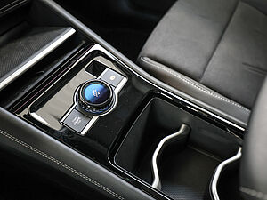 Volkswagen Tiguan Elegance 2.0 TDI 4M DSG 19 navigation
