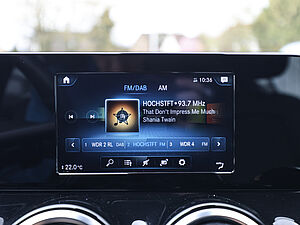 Mercedes-Benz GLB 200 d 13 navigation