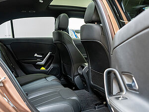 Mercedes-Benz A 250 4M Progressive Advanced 4 navigation