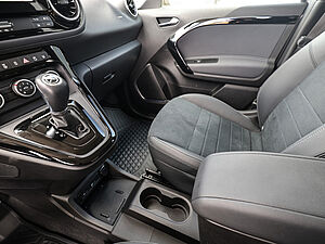 Mercedes-Benz T 180 d STYLE Standard 13 navigation