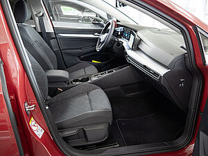 Volkswagen Golf VIII Variant Life 2.0 TDI DSG 2 navigation