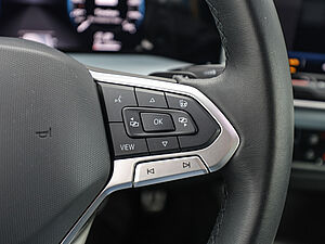 Volkswagen Golf VIII Variant GOAL 2,0 l TDI DSG 29 navigation