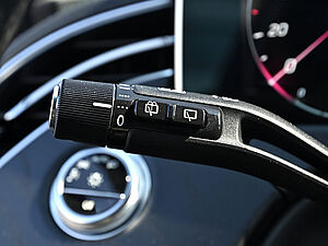 Mercedes-Benz E 200 T AMG Line 20 navigation