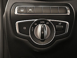 Mercedes-Benz C 220 d Cabrio AMG Line 22 navigation
