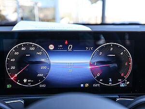 Mercedes-Benz GLB 200 GLB 200d AMG Line 18 navigation