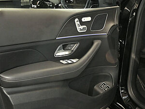 Mercedes-Benz GLE 350 e 4M AMG Line 27 navigation