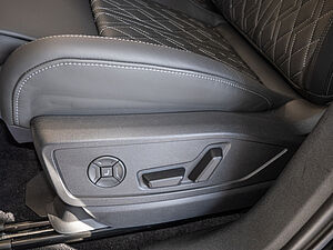 Audi SQ5 SUV TFSI S tronic 17 navigation