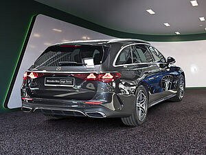Mercedes-Benz E 220 d 4M T AMG Sport Premium Superscreen 4 navigation