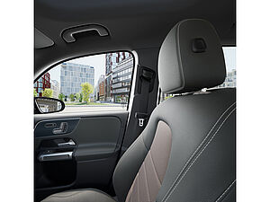 Mercedes-Benz EQB 350 4M ElectricArt Advanced Plus 17 navigation