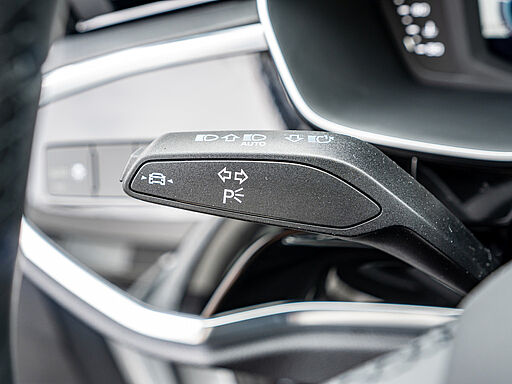  Q3 Sportback S line 35 TDI q ACC LED NAVI SHZ 19