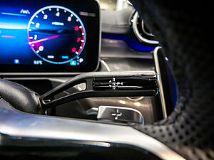 Mercedes-Benz CLE 200 Cabrio AMG Line 16 navigation