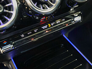 Mercedes-Benz GLA 180 AMG Sport Advanced Plus 14 navigation