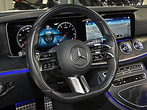 Mercedes-Benz E 200 Cabrio AMG Line 28 navigation