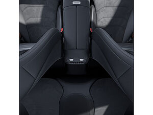 Mercedes-Benz E 300 de T AMG Line 19 navigation