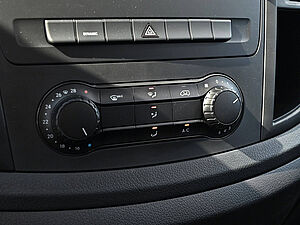 Mercedes-Benz Vito e112 Lang Standheizung 14 navigation