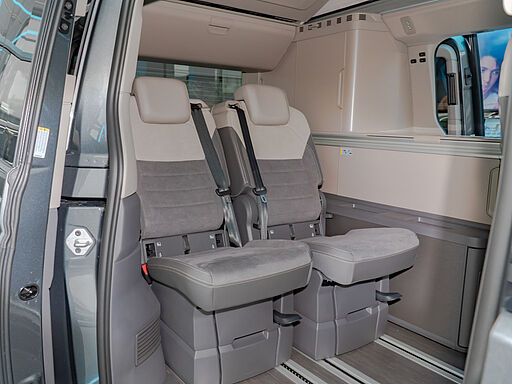 Volkswagen T7 California Ocean 2.0l TDI DSG 12