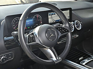 Mercedes-Benz B 250 e Progressive 28 navigation