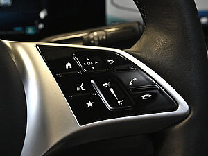 Mercedes-Benz GLA 180 Progressive 18 navigation