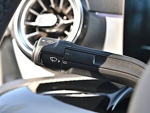 Mercedes-Benz CLA 180 Coupé AMG Line 18 navigation